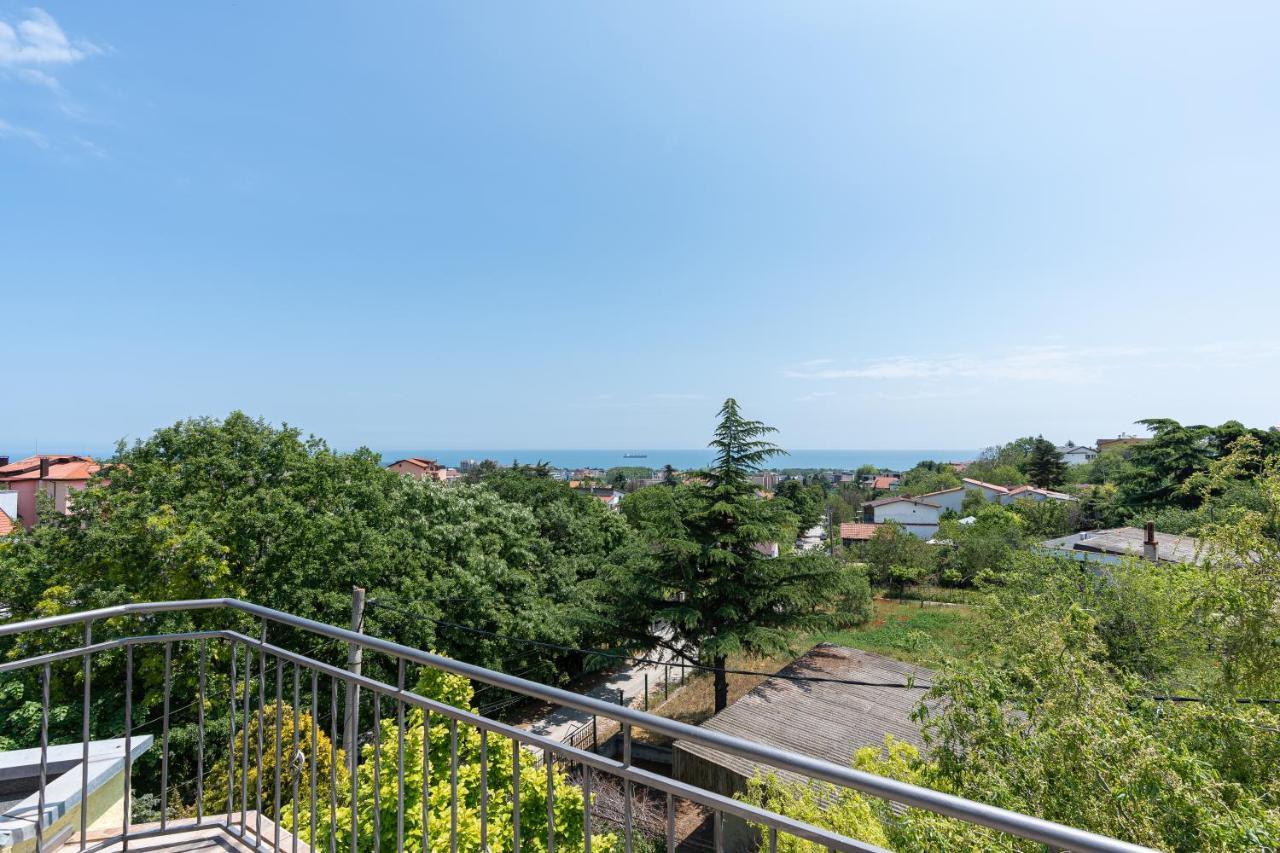 Вила Костадинов Varna Buitenkant foto